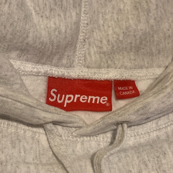 Supreme Hoodie with Graphic Men size Medium - Picture 2 of 13